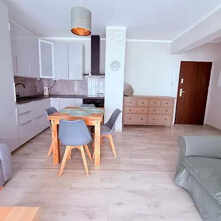 Azymut Apartment *